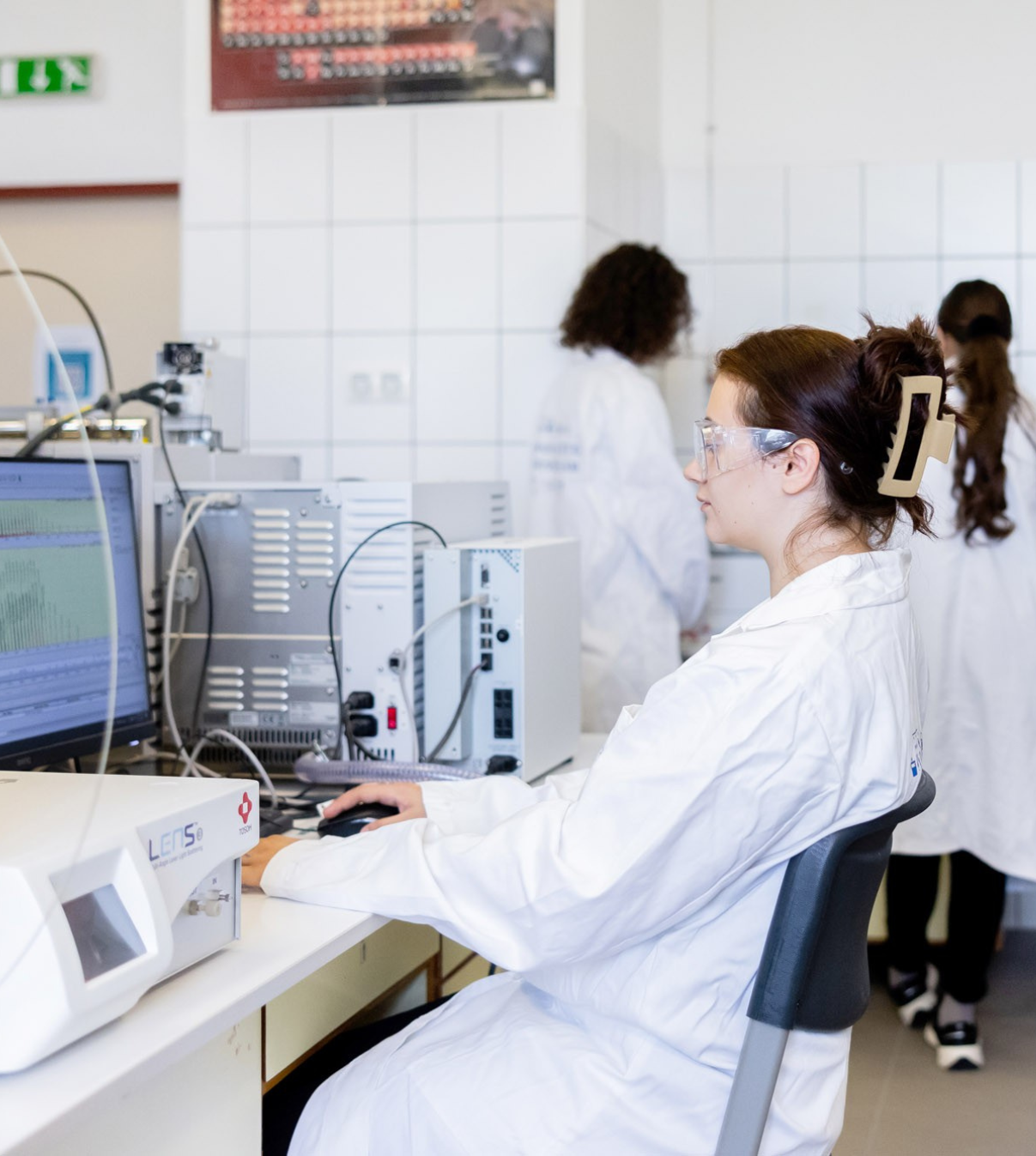  Excellence Award for Women in Science